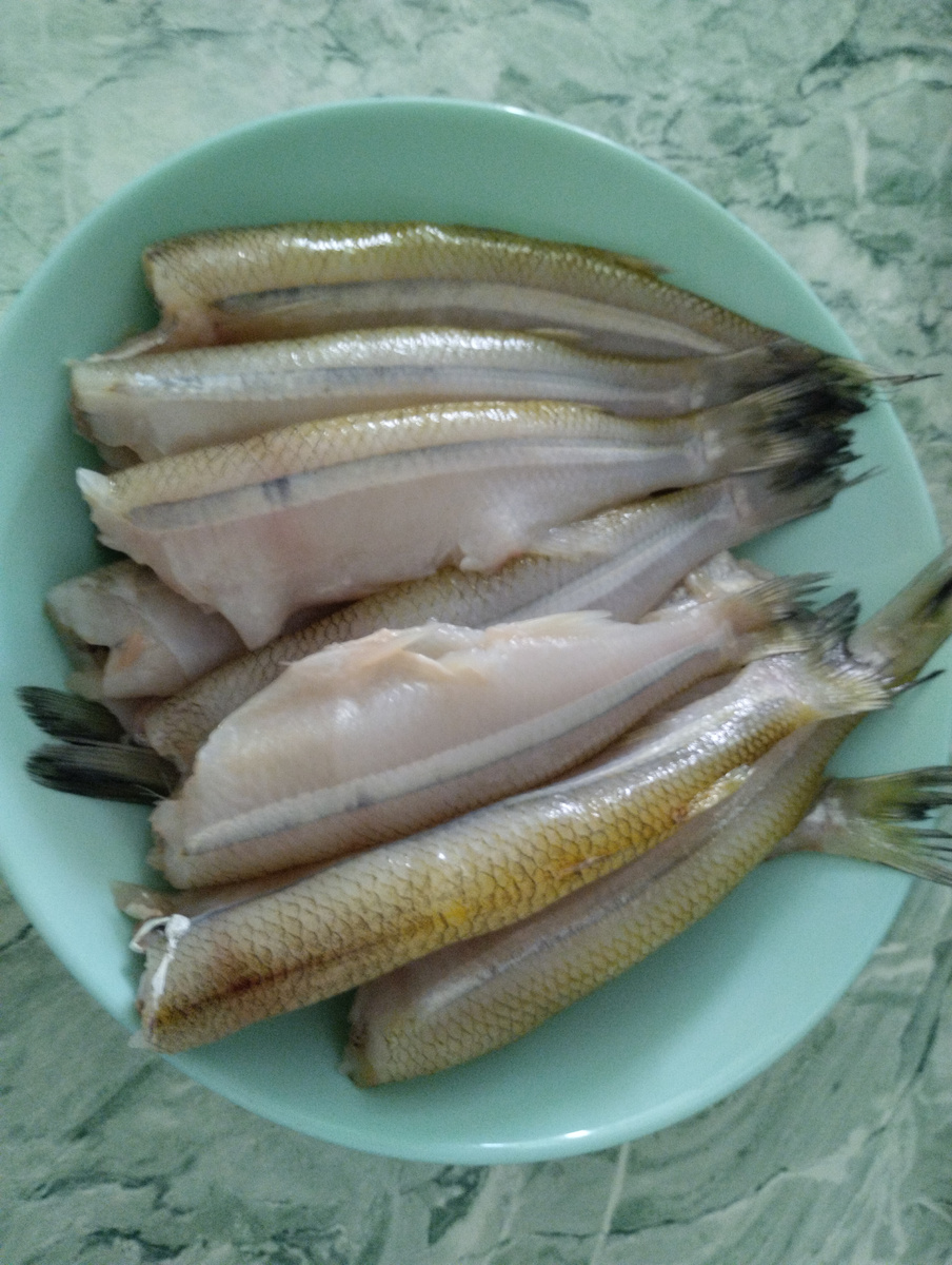 Корюшка, в одном килограмме оказалось ровно дюжина