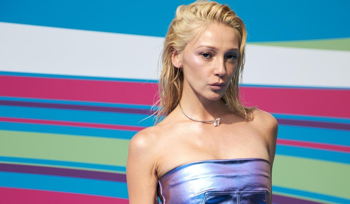     Настя Ивлеева заявила, что у нее не осталось друзей в Москве после "отмены"