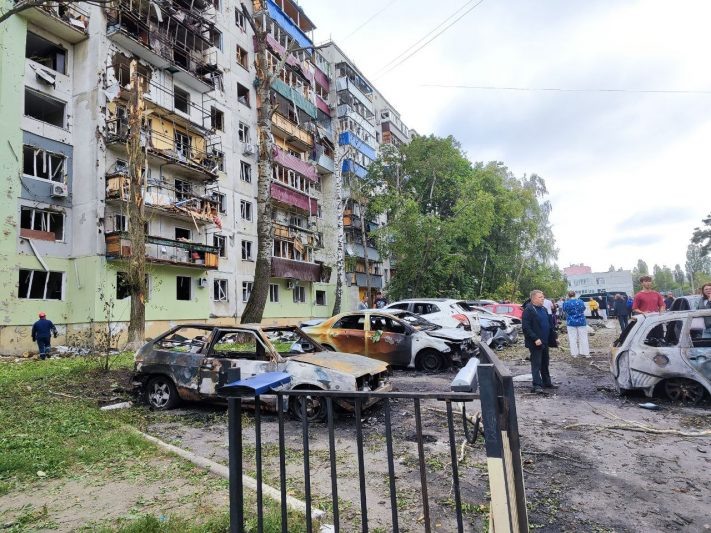 Оперативные службы с утра раюотают на месте происшествия