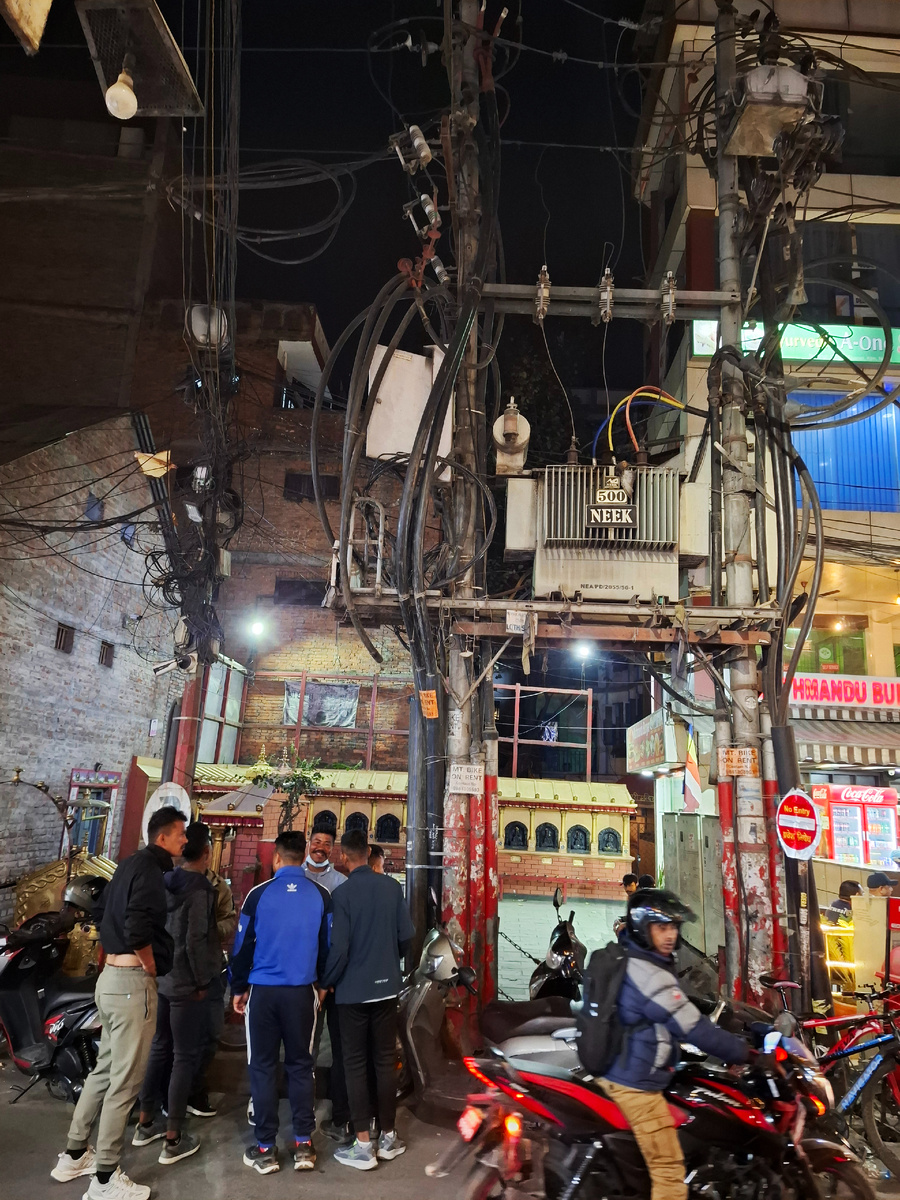 Непал, Катманду, туристический район Тамель, не так уж далеко от Сада грёз. Фото автора.