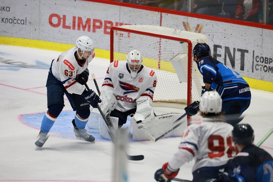    Кубок губернатора Алтайского края по хоккею Олег УКЛАДОВ