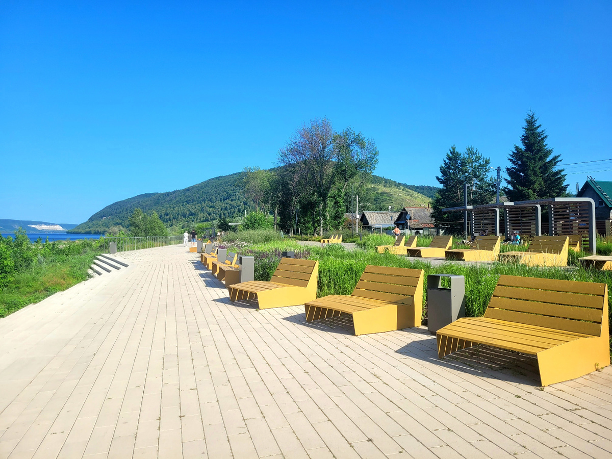 Новенькая набережная в Ширяево тоже появилась после визита Путина