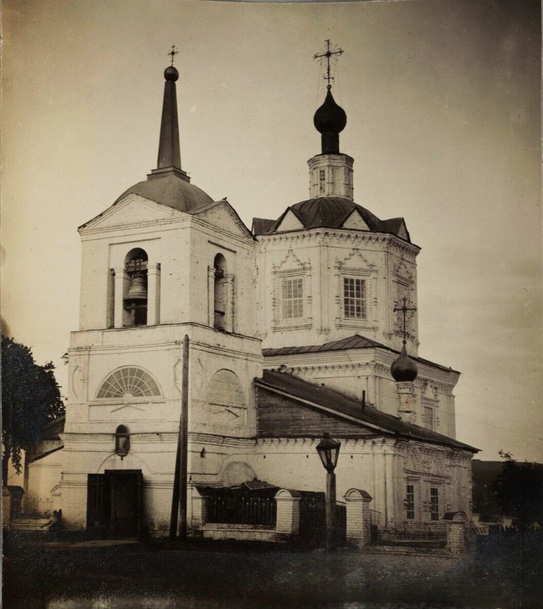 Ил. 1. Церковь Благовещения Пресвятой Богородицы.
Фотография начала XX века.