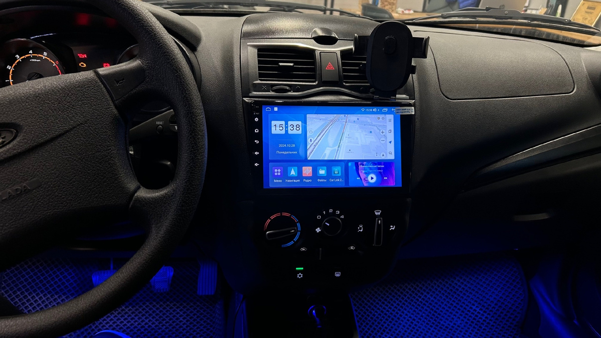 ТОП-7 лучших магнитол на Android для Lada Granta 2018-2023 — рейтинг 2025 года