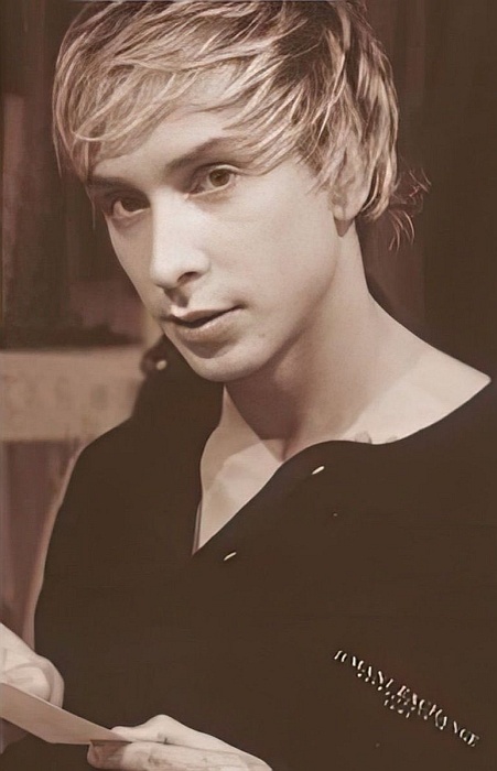 Александр Фадеев в молодости.