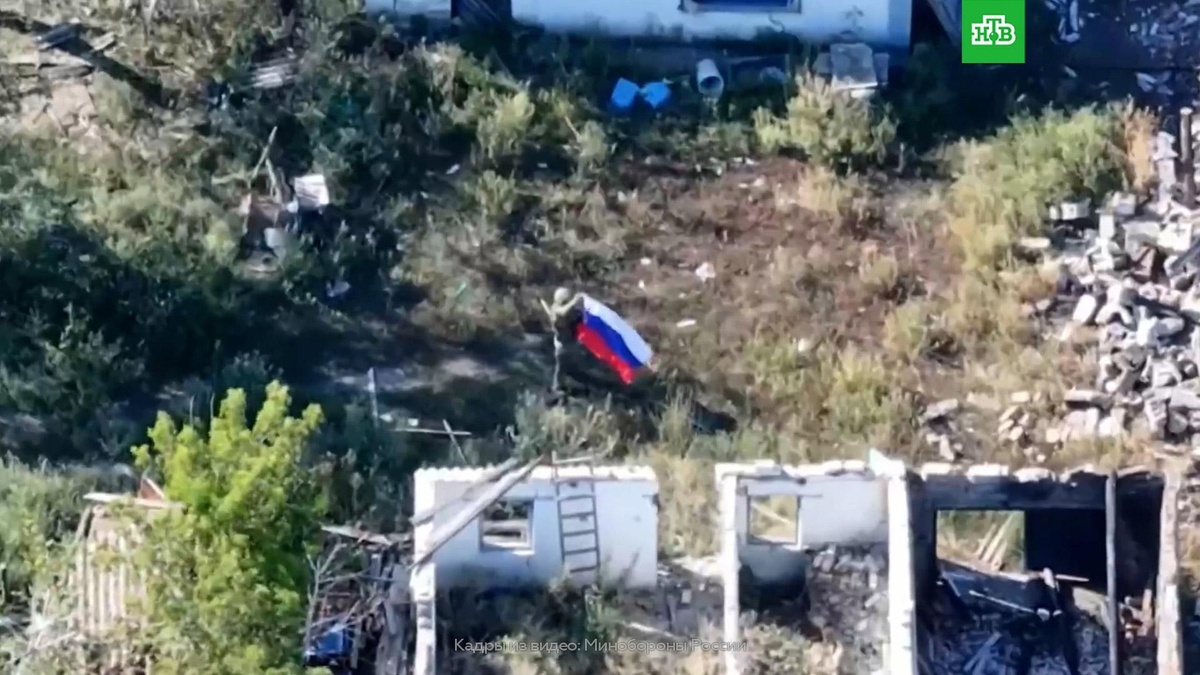    Российские военные освободили Александроград в ДНР: кадры боев