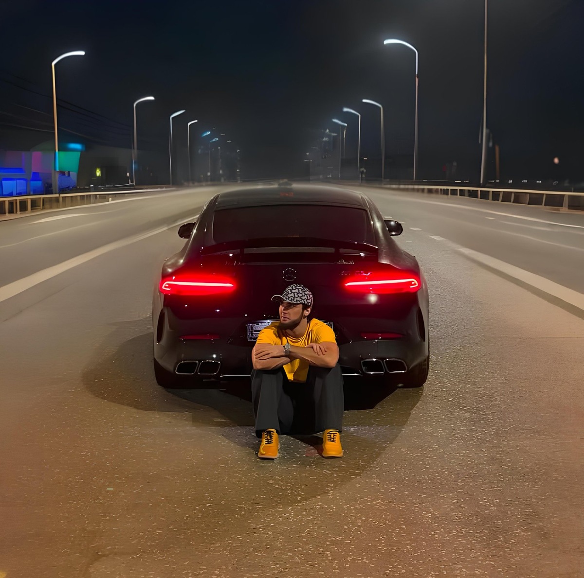    Автоблогер осужден за попытку дать взятку