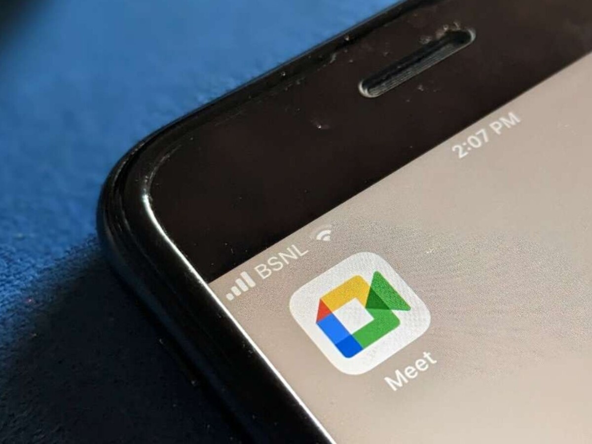    Google Meet внезапно стал одним из самых скачиваемых приложений для связи у россиян