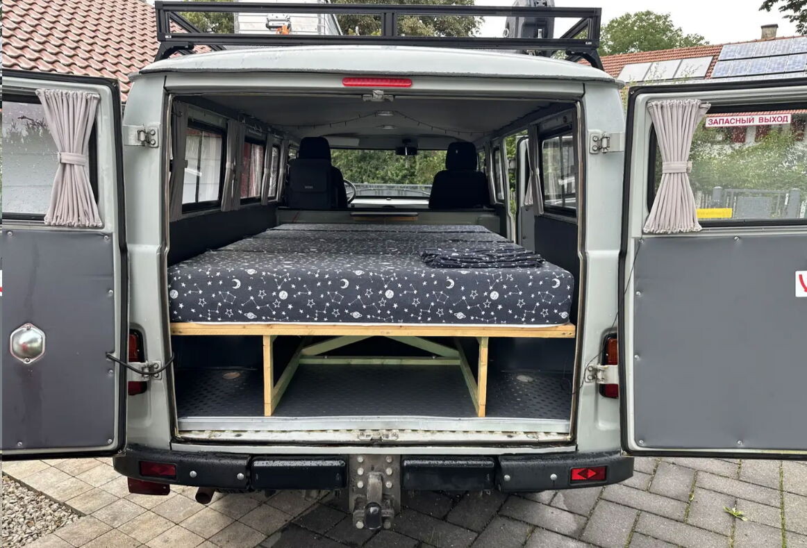   УАЗ-2206 «Буханка»