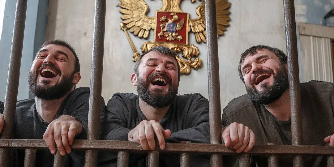 Отец зверски убитого азербайджанцами паренька из Москвы потребовал от обвиняемых 100 миллионов рублей
