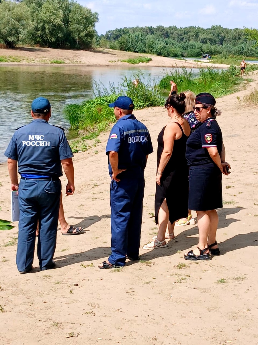 Спасатели провели рейды по местам отдыха у воды, включая несанкционированные зоны