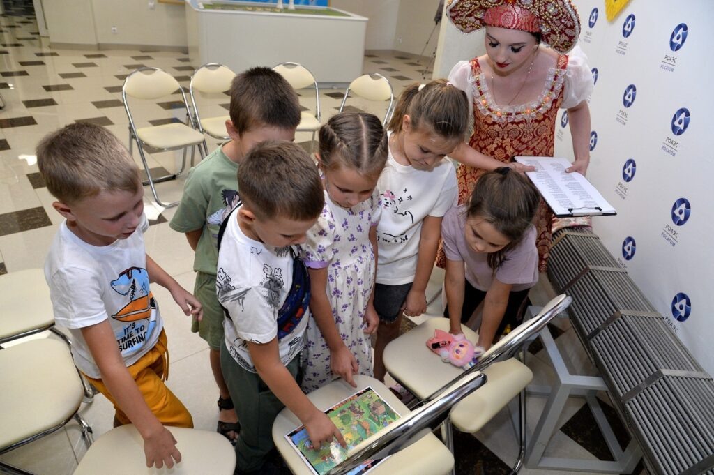 Листайте вправо, чтобы увидеть больше изображений