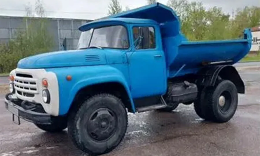 ЗИЛ-130: легендарный советский грузовик, который стал символом эпохи