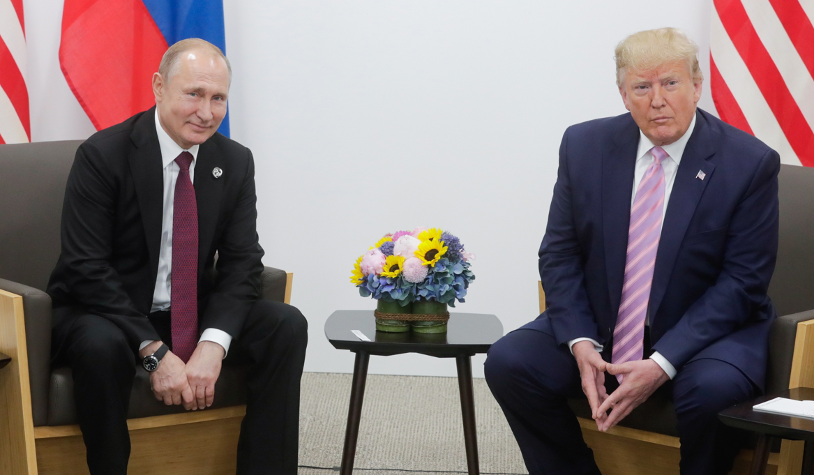     Президент России Владимир Путин и президент США Дональд Трамп, 2019 год. Источник: tass.ru Автор фото: © Михаил Метцель/ ТАСС