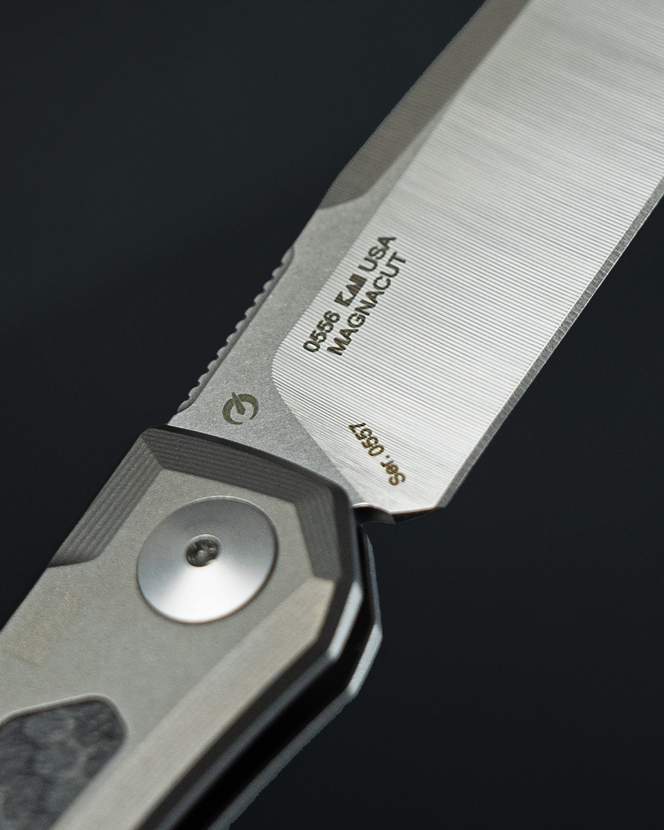 Автоматический складной нож Zero Tolerance 0556, сталь MagnaCut