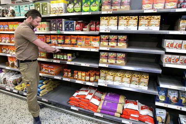    Рост цен вынуждает шведов переходить на рис и макароны