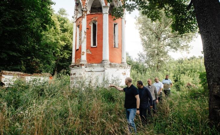    тг А. Хинштейн