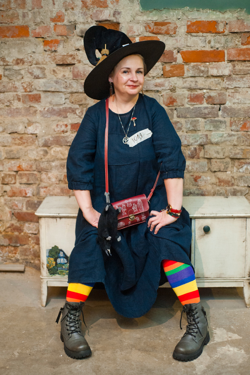 На ПНГ в декабре 2022 года. ПНГ - это Психиатрический Новый Год, вечеринка для психиатров, психотерапевтов и психологов. Тогда была тема сказочных героев