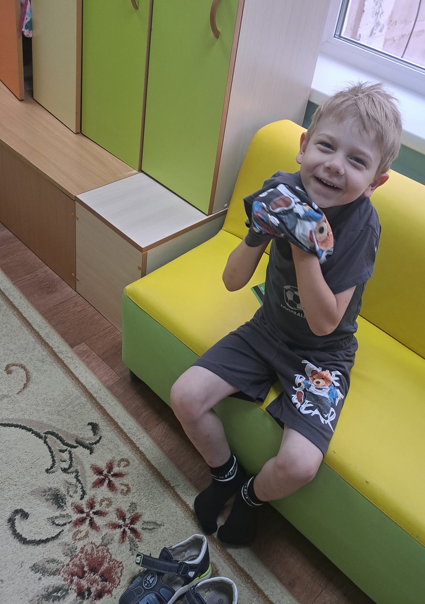 Макар, еще пока лохматый