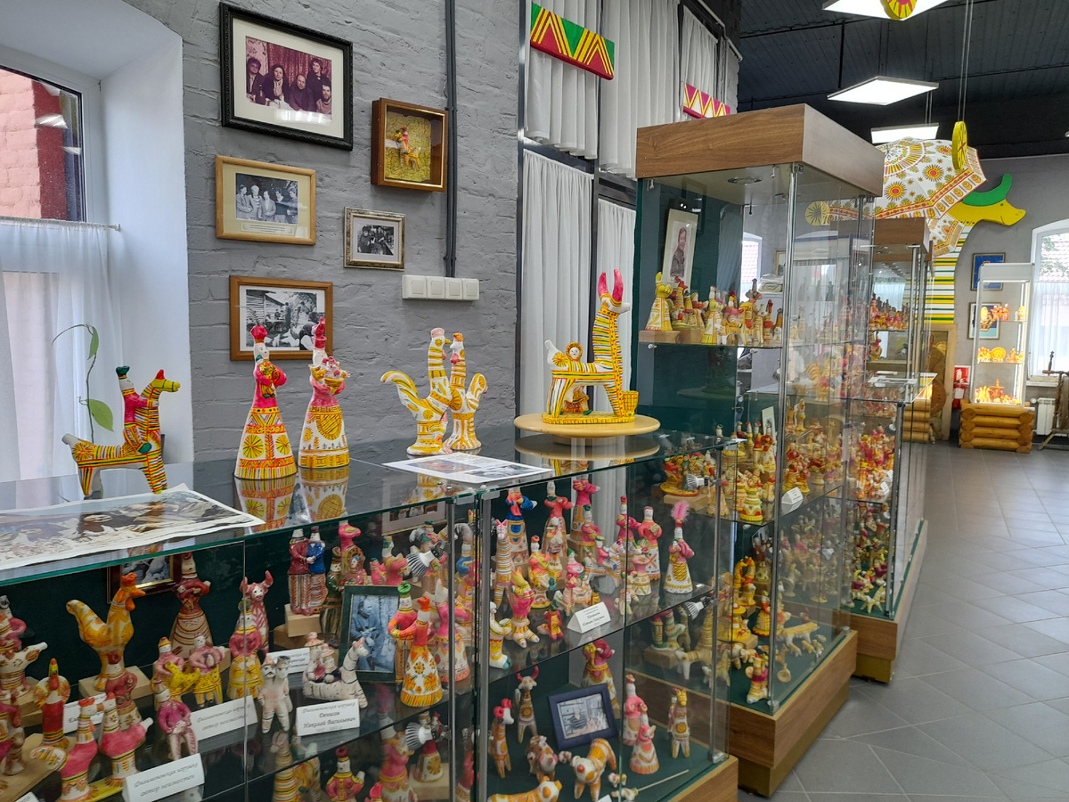 Витрины музейной экспозиции