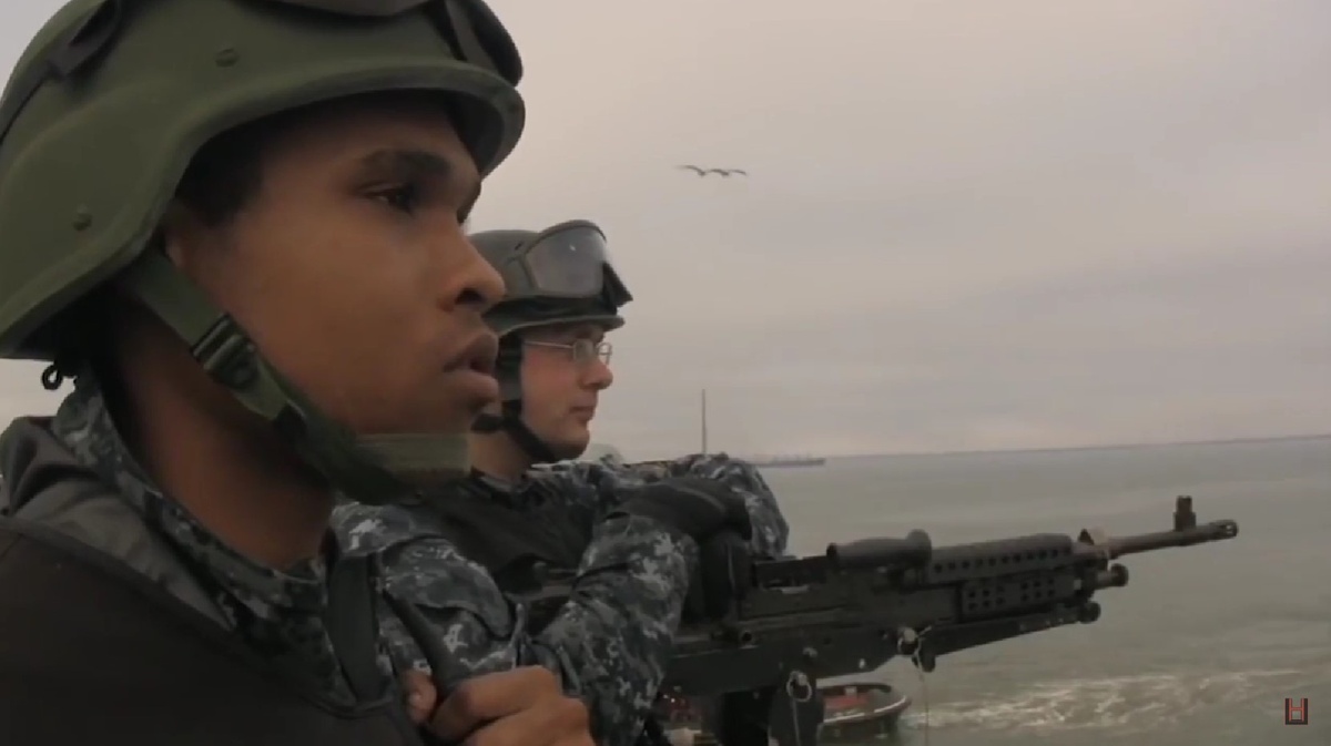 История современной военной формы флота США Navy Working Uniform (NWU) и камуфляжных расцветок семейства AOR