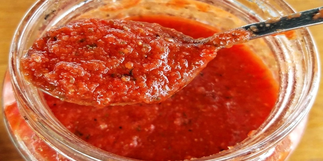 Томатный соус на зиму — мой любимый рецепт с неожиданной добавкой