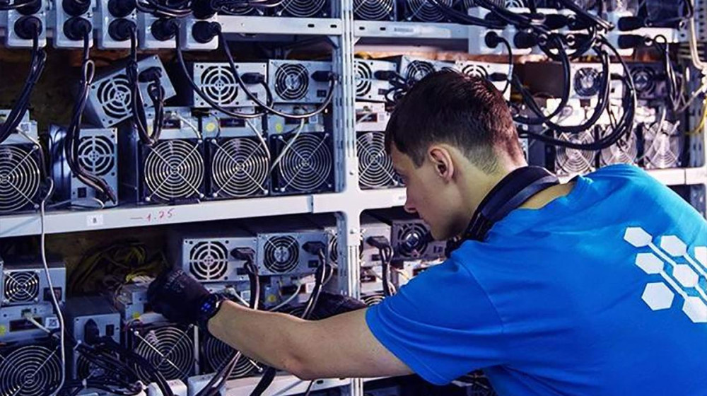    Учебные материалы с майнерами: как скрытый майнинг настиг школьников