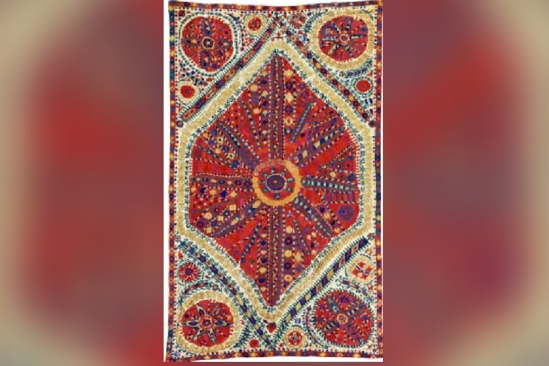 Сюзане. Фото с сайта cisc.uz