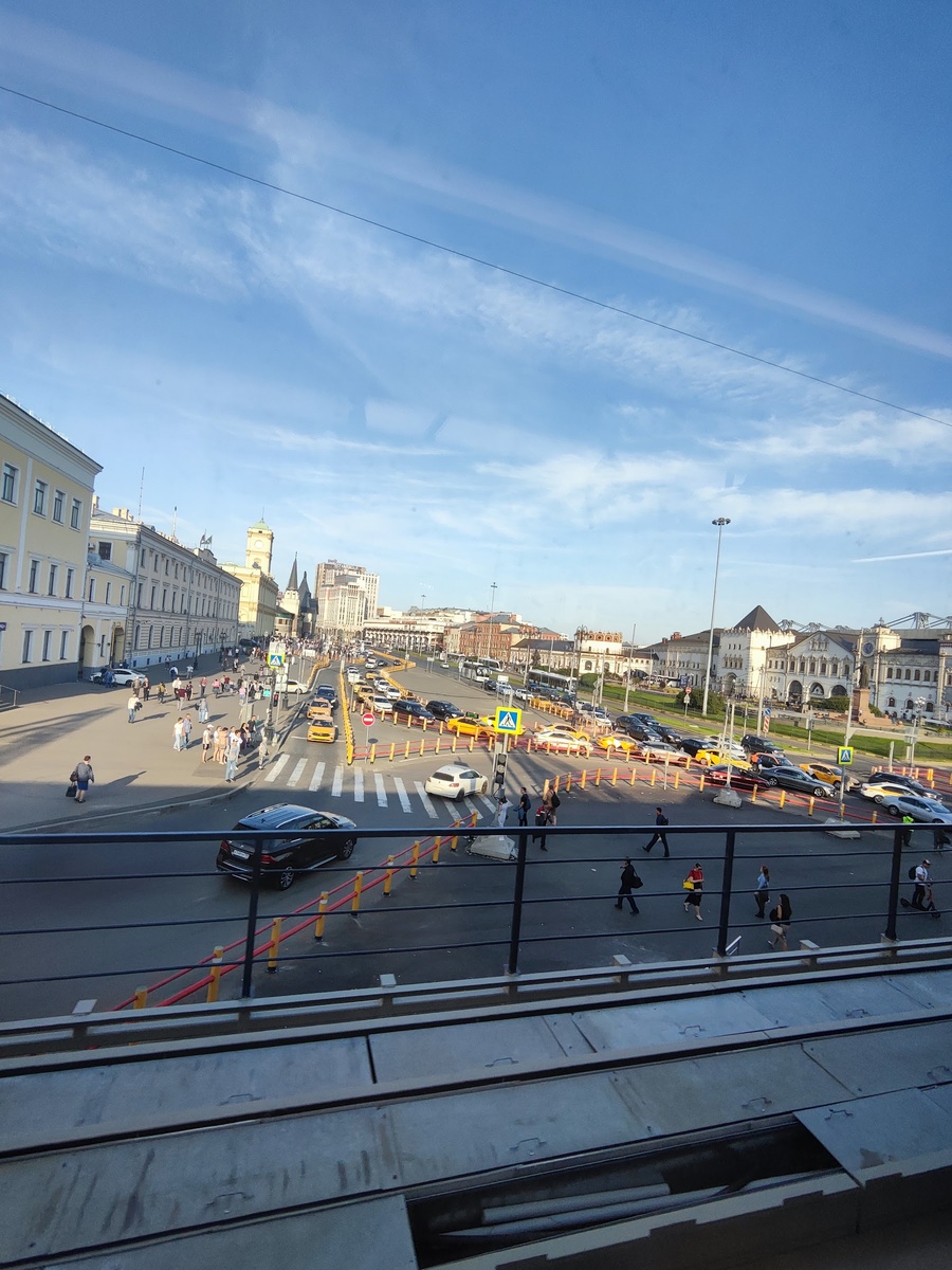 Площадь трёх вокзалов