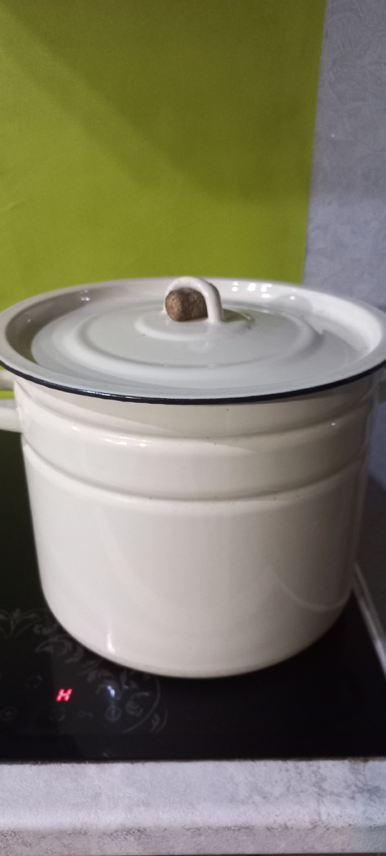 Маман подогнала тару