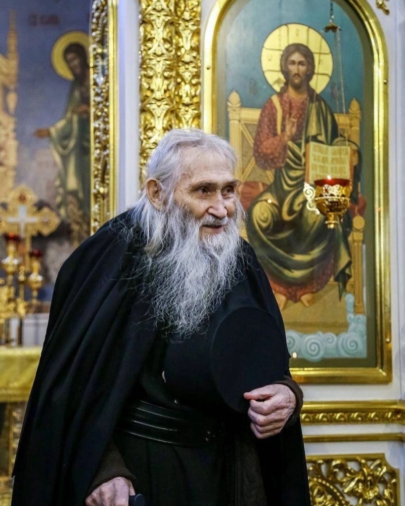 Схиархимандрит Илий: счастье, когда человек с Богом