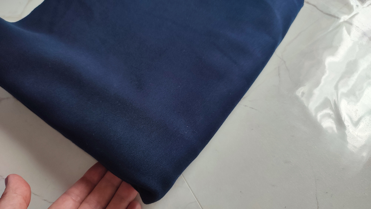 Плотный и толстый трикотаж