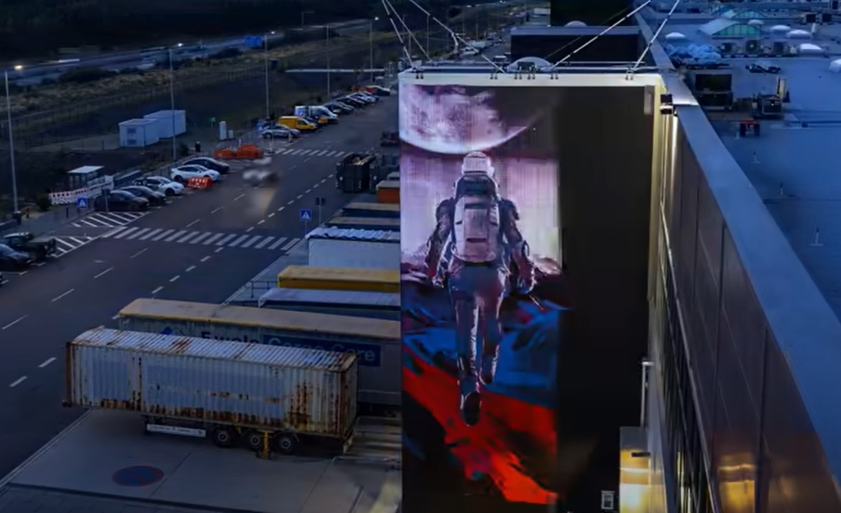 Кадр из видео. Источник: Tesla  📷
