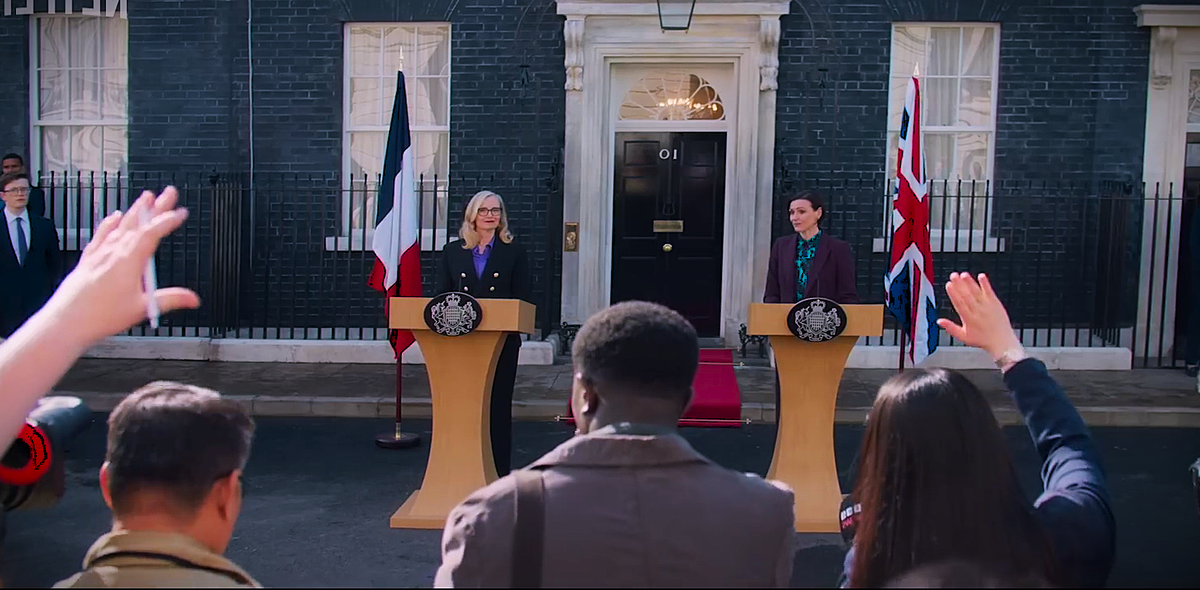 кадр из сериала "Заложник"