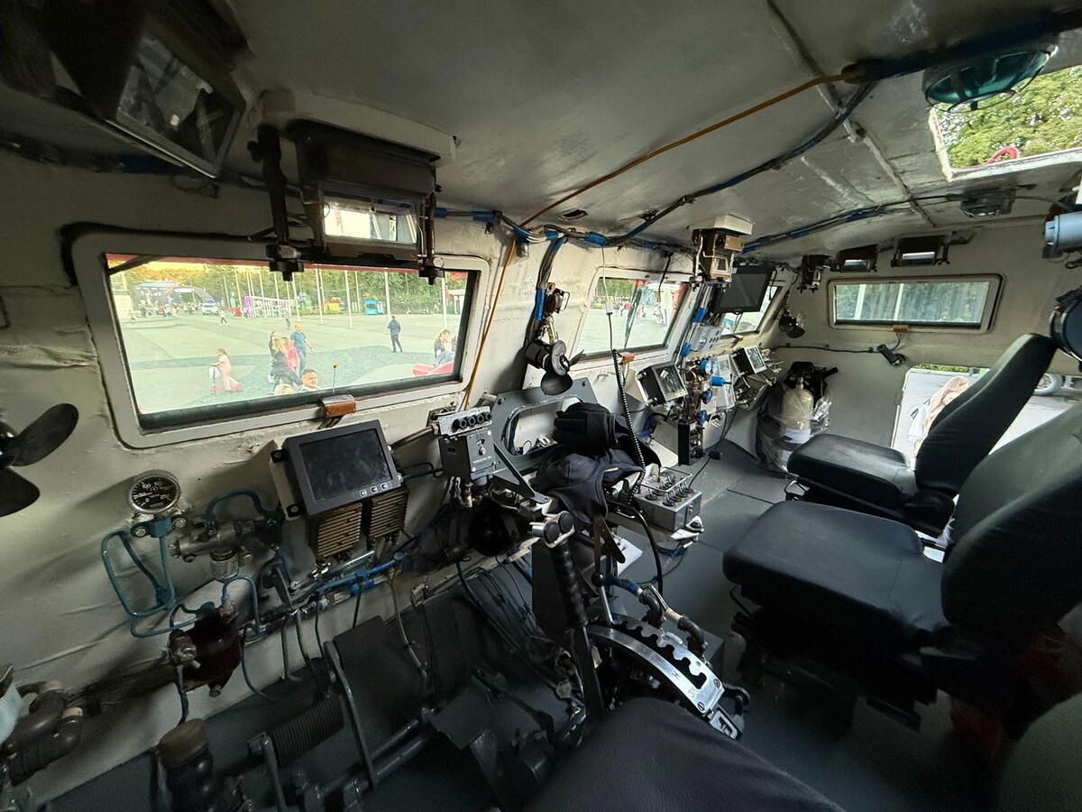   кабина СПМ-575А