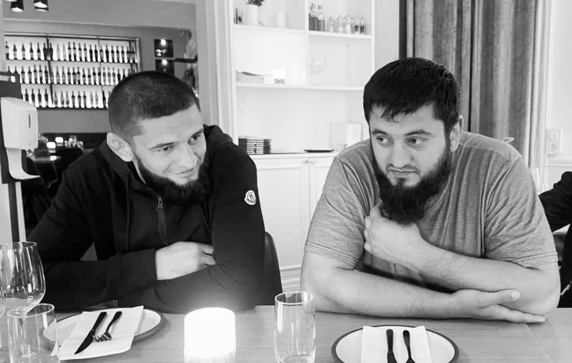     Хамзат Чимаев с братом