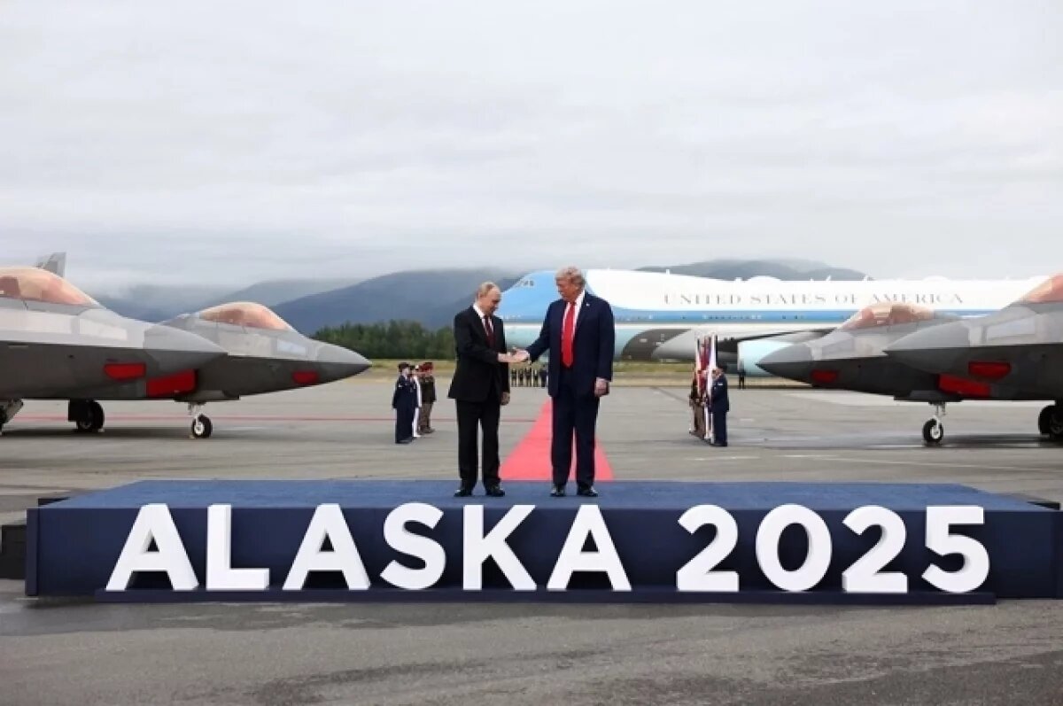    Кнайсль: встреча Путина и Трампа откроет новую главу для РФ и США