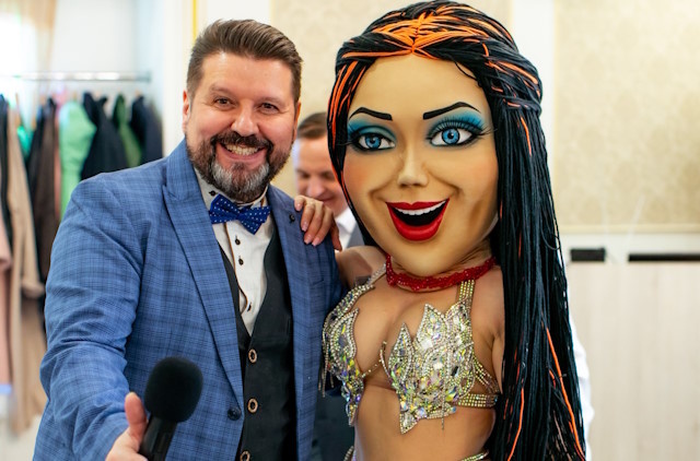 Ведущий Виталий Калашник Москва