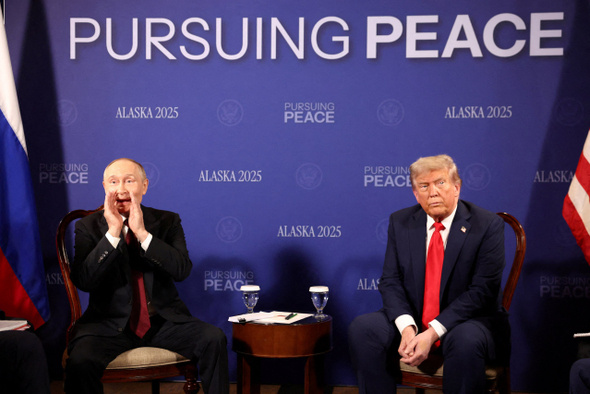     Kevin Lamarque/Reuters