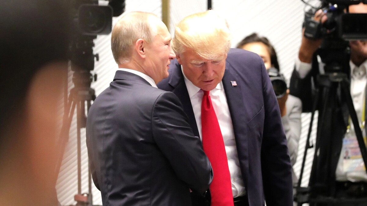 Встреча Владимира Путина и Дональда Трампа в узком составе продлилась почти три часа. Источник: пресс-служба Кремля