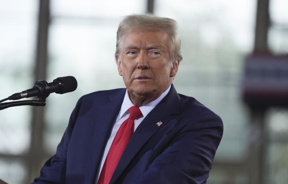 © AP Photo/Evan Vucci1