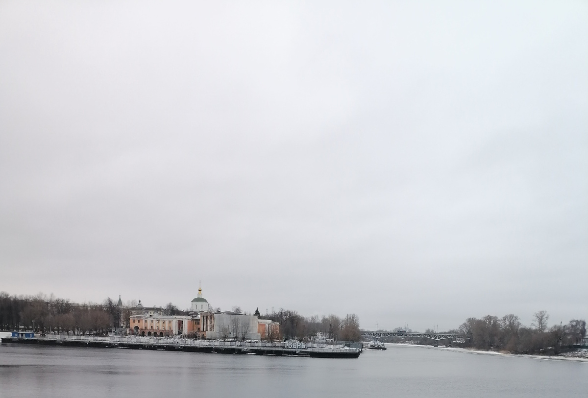 Когда-то постройка 1938 года была визитной карточкой города; многие годы не реставрировался, не ремонтировался, что привело к обрушению не только крыши вечером 07.08.2017; в настоящее время какие-то работы там ведутся