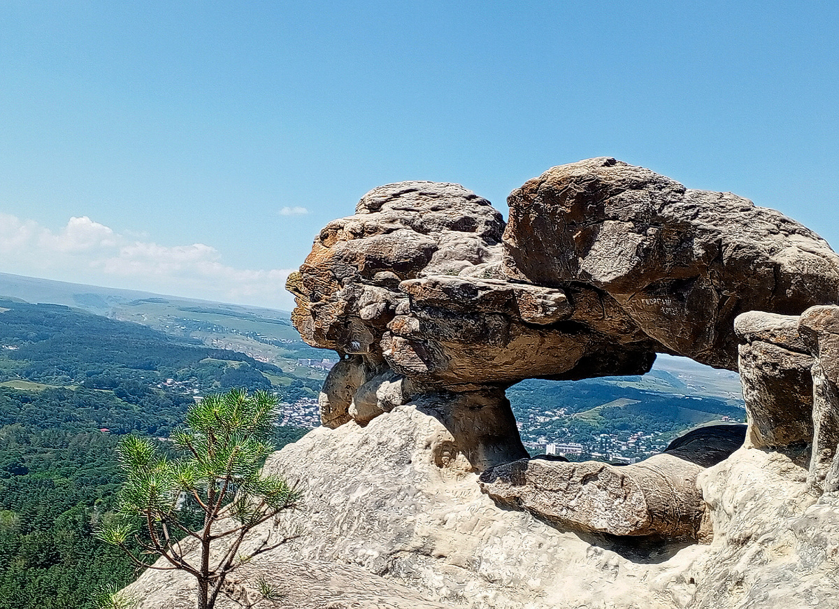 На горе Красное солнышко. Фото автора.