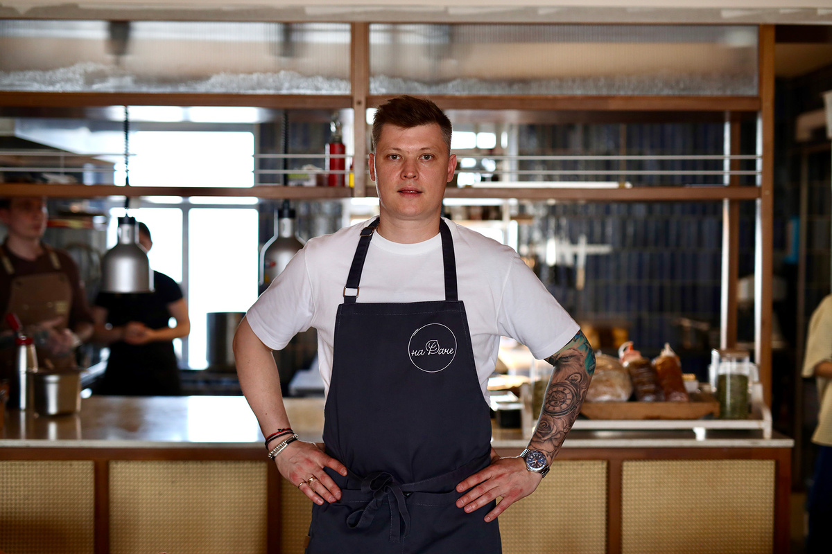    Роман Орлов