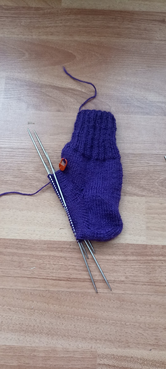 Немного продвинула. 