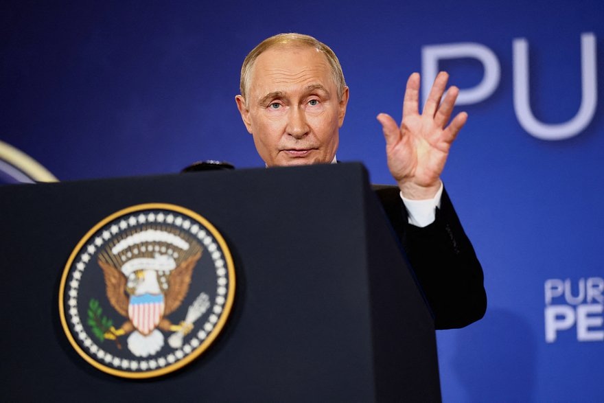    Фото: Kevin Lamarque / Reuters