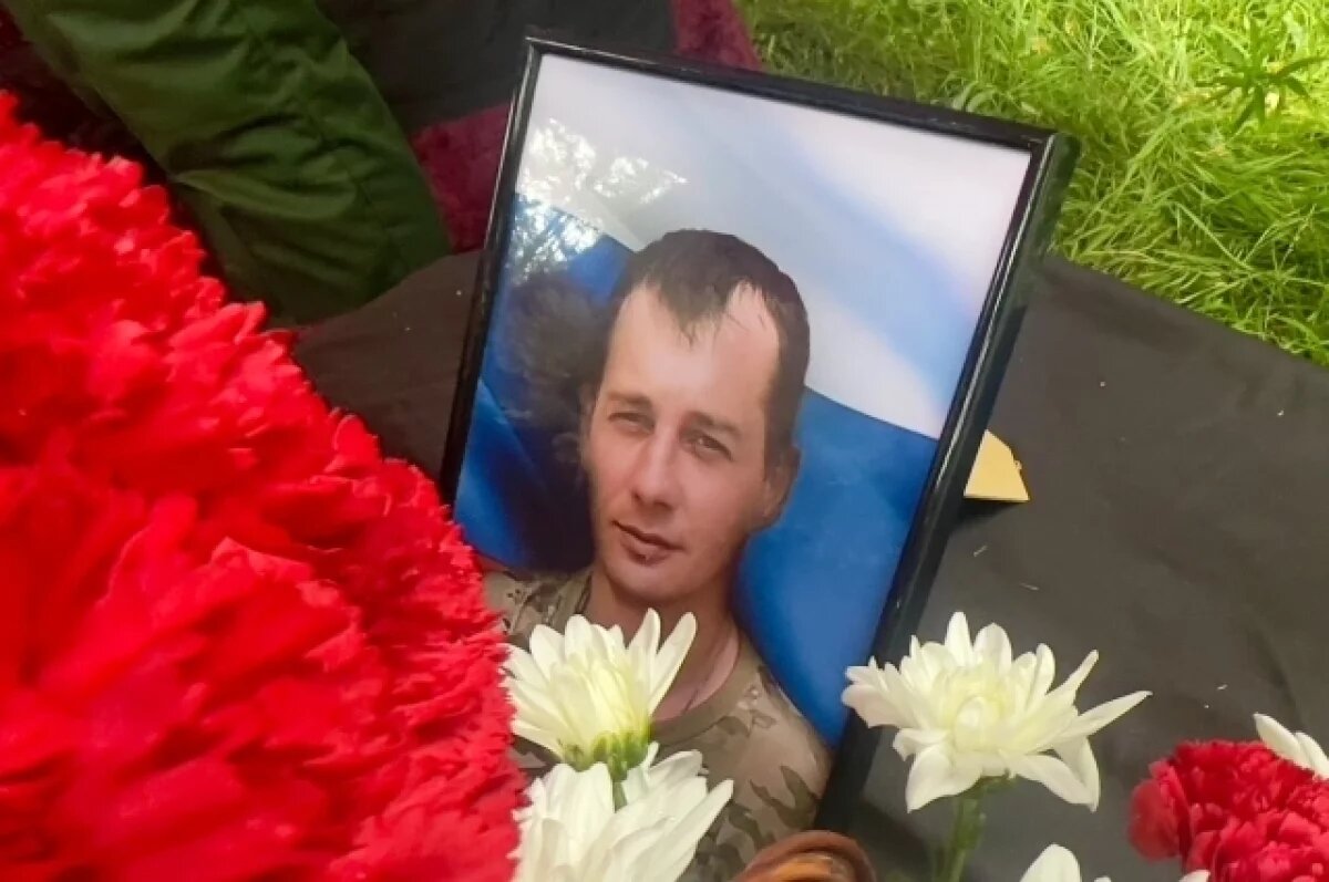    Рядовой Денис Зубов из Тверской области погиб на СВО