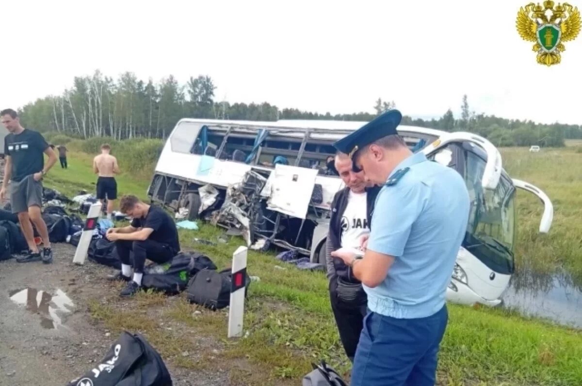    Количество пострадавших в аварии с автобусом под Омском увеличилось до пяти