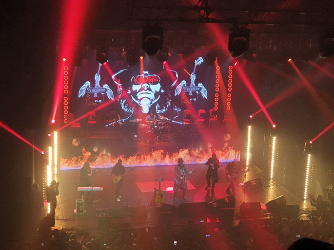 Юбилейный концерт 40 лет группы «Крематорий». ДК им.Горбунова 25.11.2023 г. Фото автора.