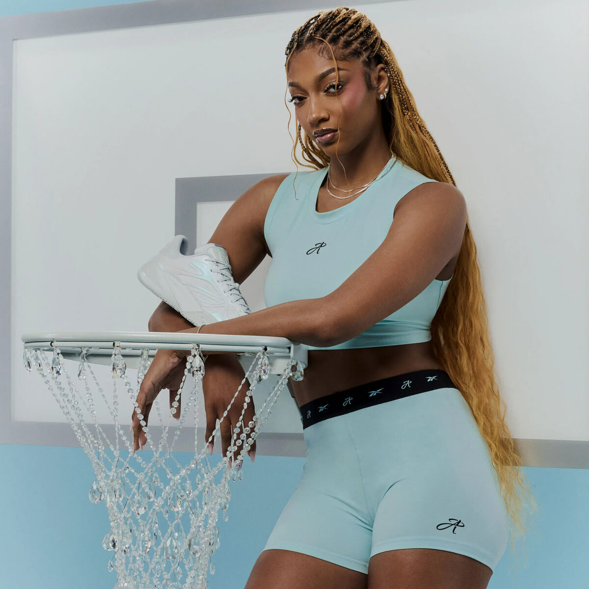    Reebok и баскетболистка Энджел Риз выпускают коллаборацию (фото 1)